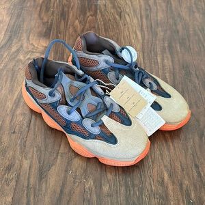 Yeezy 500 adidas men’s size 9 new
